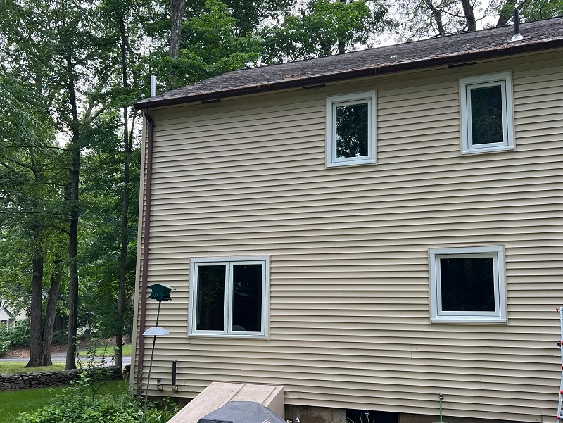 Replacement vinyl casement windows